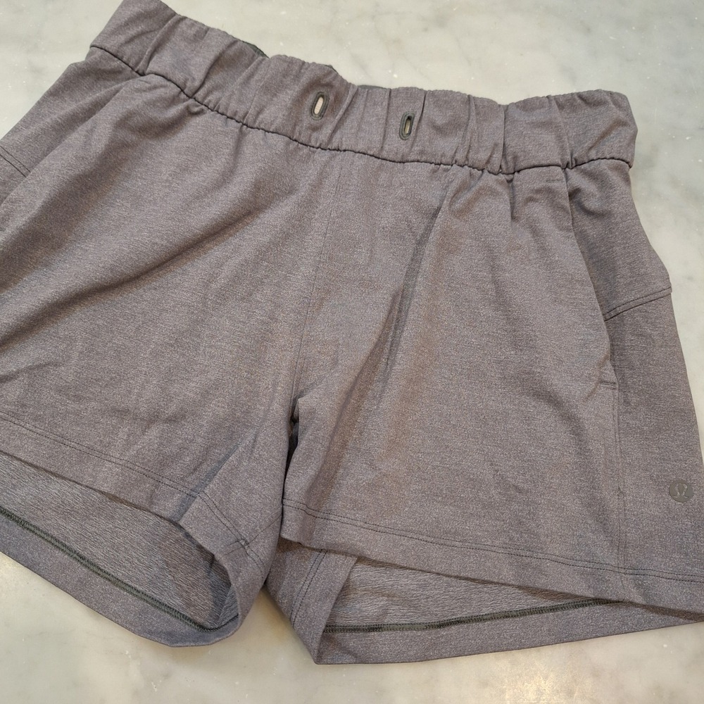 Lululemon Athletic Shorts Women 6 Grey Space Dye On The Fly Yoga Gym Workout